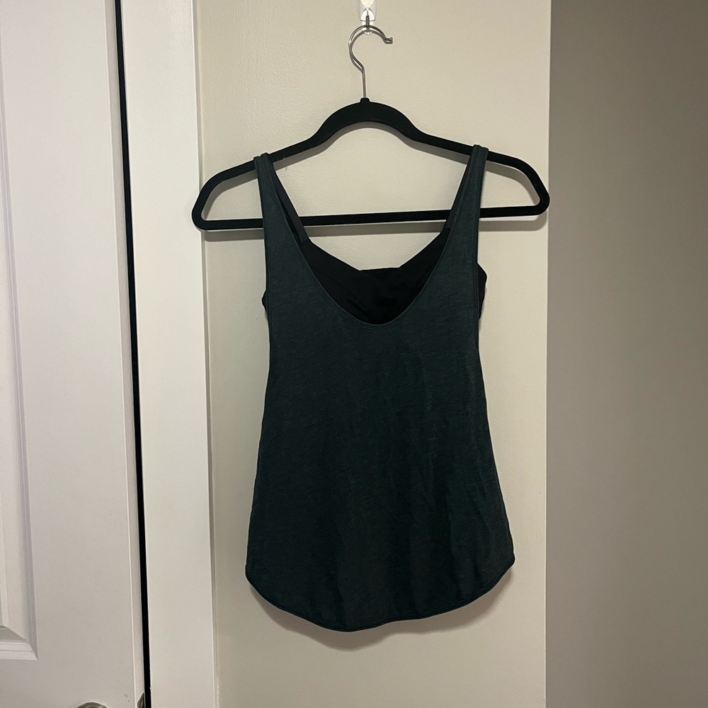 Lululemon tank top with built-in sports bra